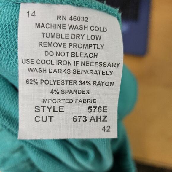 Links Womens 2pc Capri Set Green White Pull On Stretch Pockets Soft Knit Sz S - Picture 14 of 16